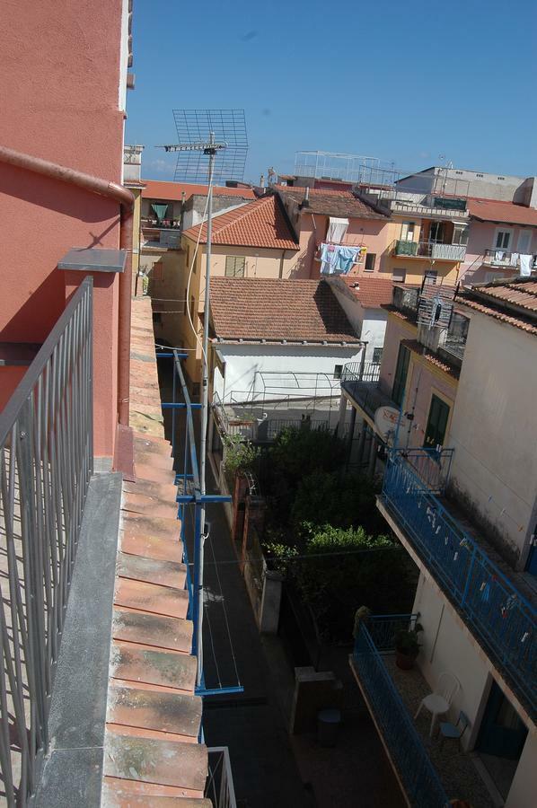 B&B Casa Valentone 卡梅罗塔的码头 外观 照片