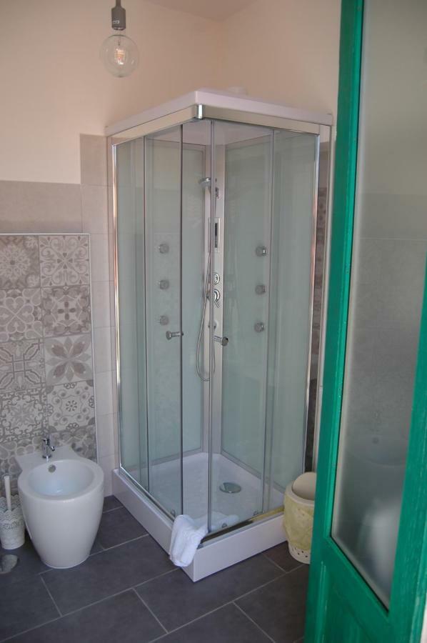 B&B Casa Valentone 卡梅罗塔的码头 外观 照片